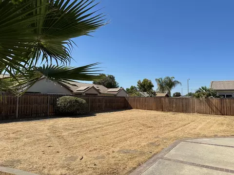 Exterior - 621 Retreat Way, Lemoore, CA 93245 photo 9 of 9