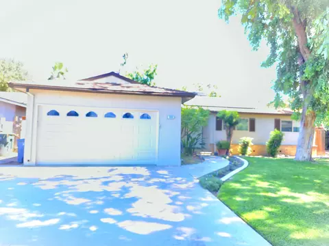 1605 Scott Pl, Clovis, CA 93611
