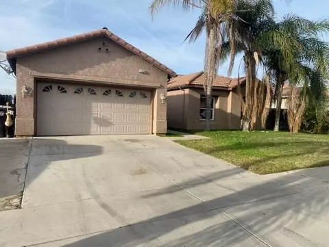 1968 Tahoe Ave, Tulare, CA 93274