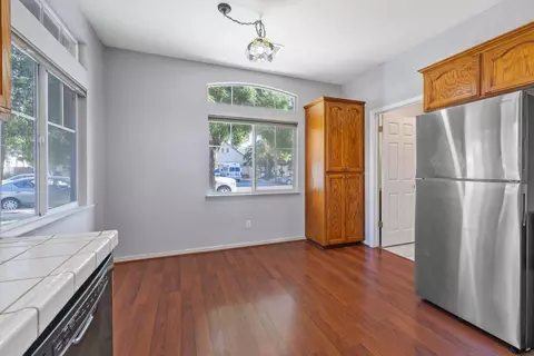 1576 Castle Way, Lemoore, CA 93245 photo 13