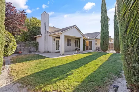 1576 Castle Way, Lemoore, CA 93245 photo 30