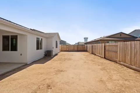 1876 Vallejo Ave, Dinuba, CA 93618 photo 32