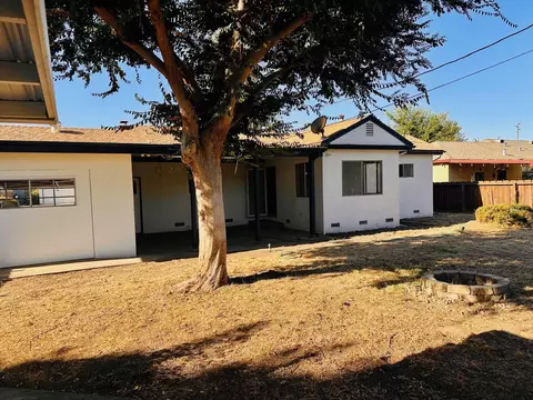 Exterior - 3006 E Meadow Ave, Visalia, CA 93292 photo 4 of 6
