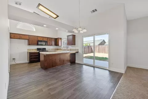 Other - 30925 Eagle St, Visalia, CA 93291 photo 2 of 8