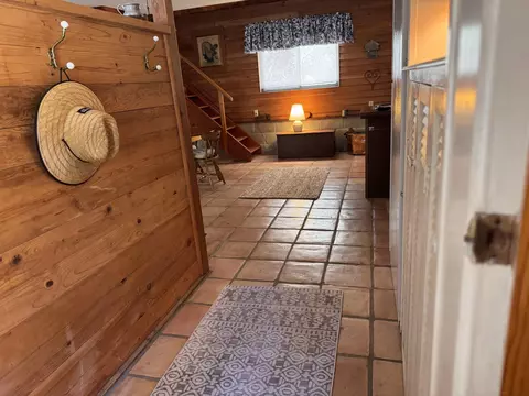 Entry Way - 44452 Dinely Dr, Three Rivers, CA 93271 photo 1 of 5