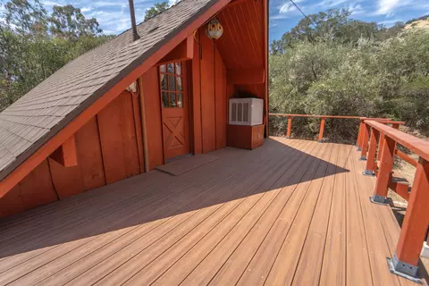 Exterior - 44452 Dinely Dr, Three Rivers, CA 93271 photo 2 of 8