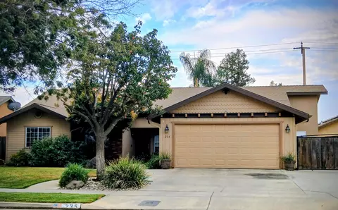 235 Mark Twain Ave, Tulare, CA 93274