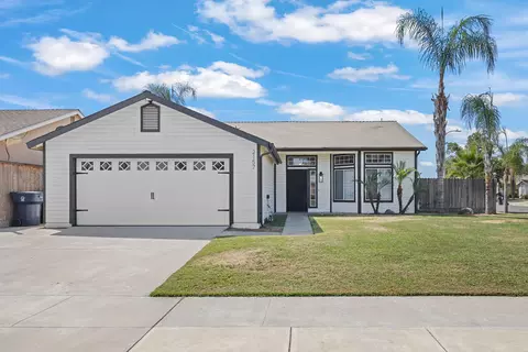 2157 Country View Ave, Tulare, CA 93274