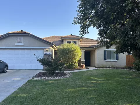 2443 E Seeger Ave, Visalia, CA 93292