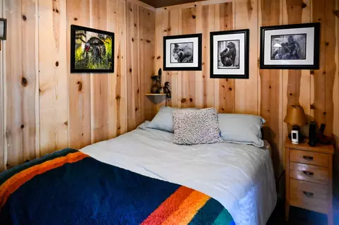 Bedroom - 620 Loop Dr, Springville, CA 93265 photo 2 of 4