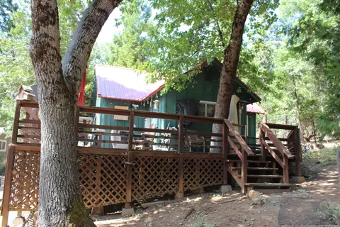 Exterior - 620 Loop Dr, Springville, CA 93265 photo 1 of 6