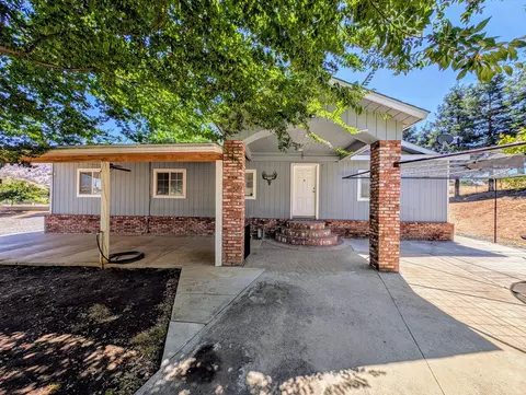 36776 Pebble Lane Ln, Yokuts Valley, CA 93675