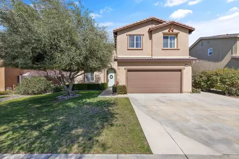 3842 W Buena Vista Ave, Visalia, CA 93291