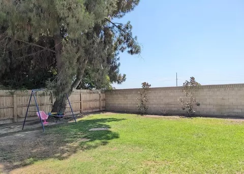 1435 E Dorothea Ave, Visalia, CA 93292 photo 30