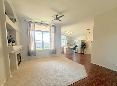 1435 E Dorothea Ave, Visalia, CA 93292 photo 5