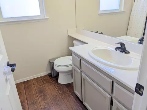 1435 E Dorothea Ave, Visalia, CA 93292 photo 22