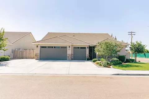 2005 Mount Stewart Ave, Tulare, CA 93274