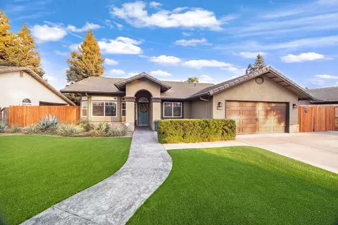 936 S Rio Vista St, Visalia, CA 93292