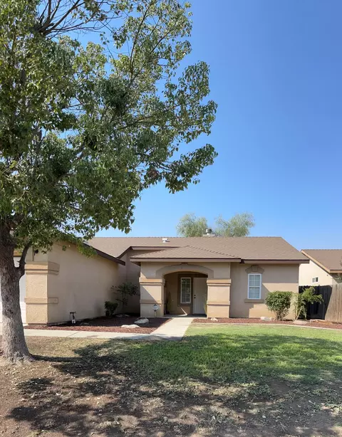 836 Orinda Ave, Tulare, CA 93274