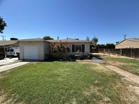 539 N M St, Tulare, CA 93274