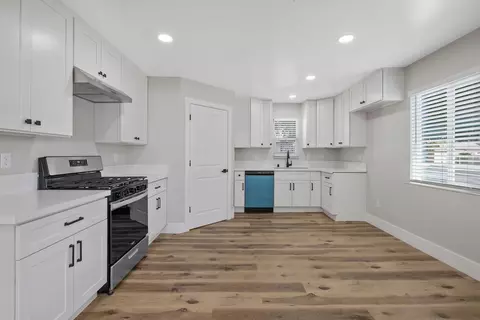 Kitchen - 142 G St, Lemoore, CA 93245 photo 2 of 3
