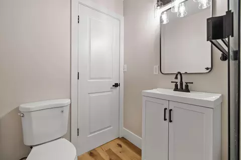 Bath - 142 G St, Lemoore, CA 93245 photo 2 of 2