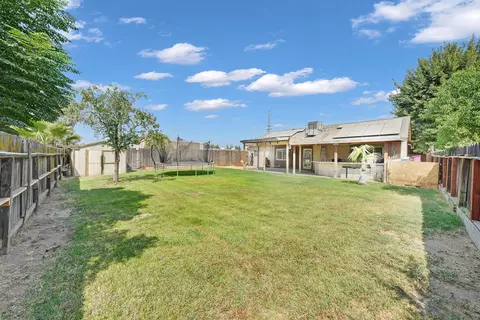 Exterior - 3621 E Douglas Ave, Visalia, CA 93292 photo 4 of 7