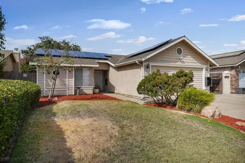 4614 W Howard Ave, Visalia, CA 93277