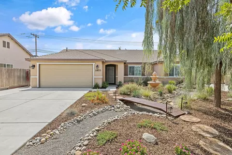 1853 Madalyn Ave, Tulare, CA 93274