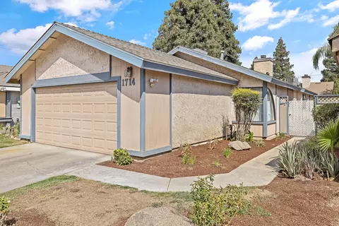 1714 E Vine Ct, Visalia, CA 93292