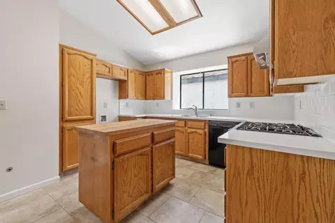Kitchen - 1714 E Vine Ct, Visalia, CA 93292 photo 1 of 3