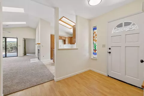 Entry Way - 1714 E Vine Ct, Visalia, CA 93292 photo 2 of 5
