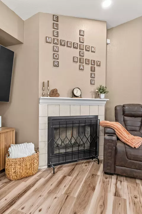 Living - 2725 N Thomas St, Visalia, CA 93292 photo 1 of 1