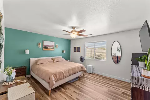 Bedroom - 2725 N Thomas St, Visalia, CA 93292 photo 3 of 5