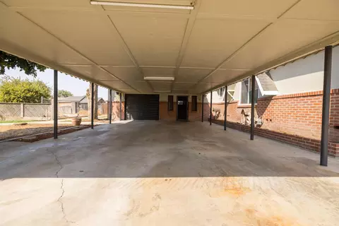 1149 N E St, Tulare, CA 93274 photo 32