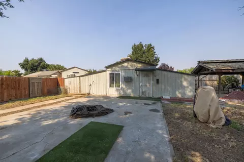 1149 N E St, Tulare, CA 93274 photo 26