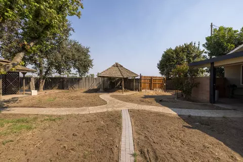 1149 N E St, Tulare, CA 93274 photo 25