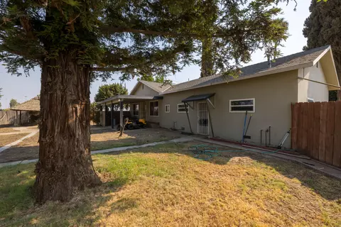 1149 N E St, Tulare, CA 93274 photo 28
