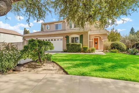 3431 W Taylor Ct, Visalia, CA 93291