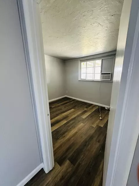Bedroom - 210 Plum Dr, Exeter, CA 93221 photo 1 of 3