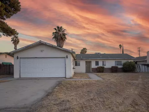 2020 Philip Ave, Corcoran, CA 93212