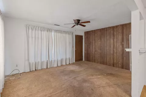 Living - 720 Orange Ave, Chowchilla, CA 93610 photo 4 of 5