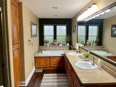Bath - 42072 Corral Dr, Three Rivers, CA 93271 photo 2 of 3