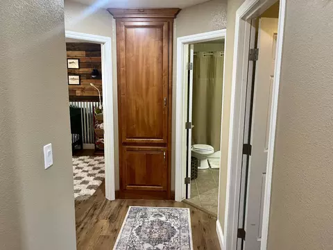 Entry Way - 42072 Corral Dr, Three Rivers, CA 93271 photo 3 of 4