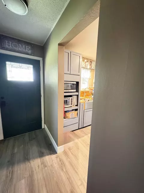 Entry Way - 60 Willow Ct, Lemoore, CA 93245 photo 25 of 25