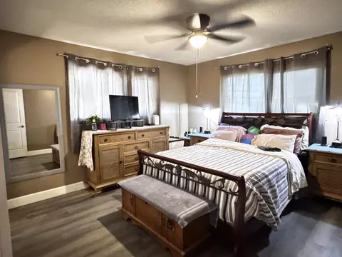 Bedroom - 60 Willow Ct, Lemoore, CA 93245 photo 6 of 7