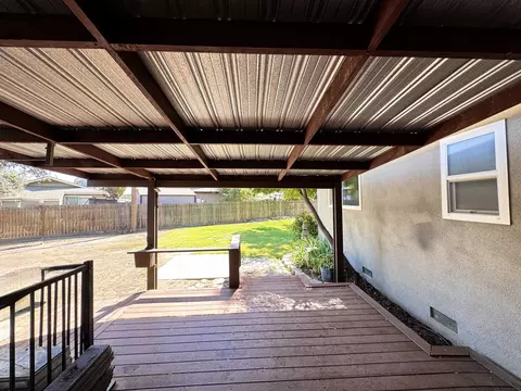 Exterior - 60 Willow Ct, Lemoore, CA 93245 photo 8 of 16