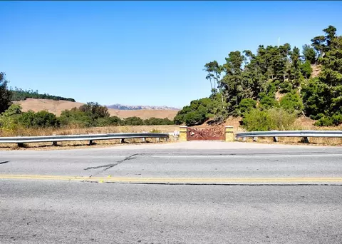 2845 Main St, Cambria, CA 93428