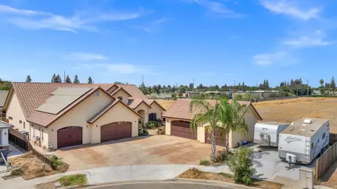 1139 N Citrus Ct, Visalia, CA 93292