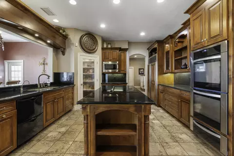 Kitchen - Undisclosed, Lindsay, CA 93247 photo 3 of 6